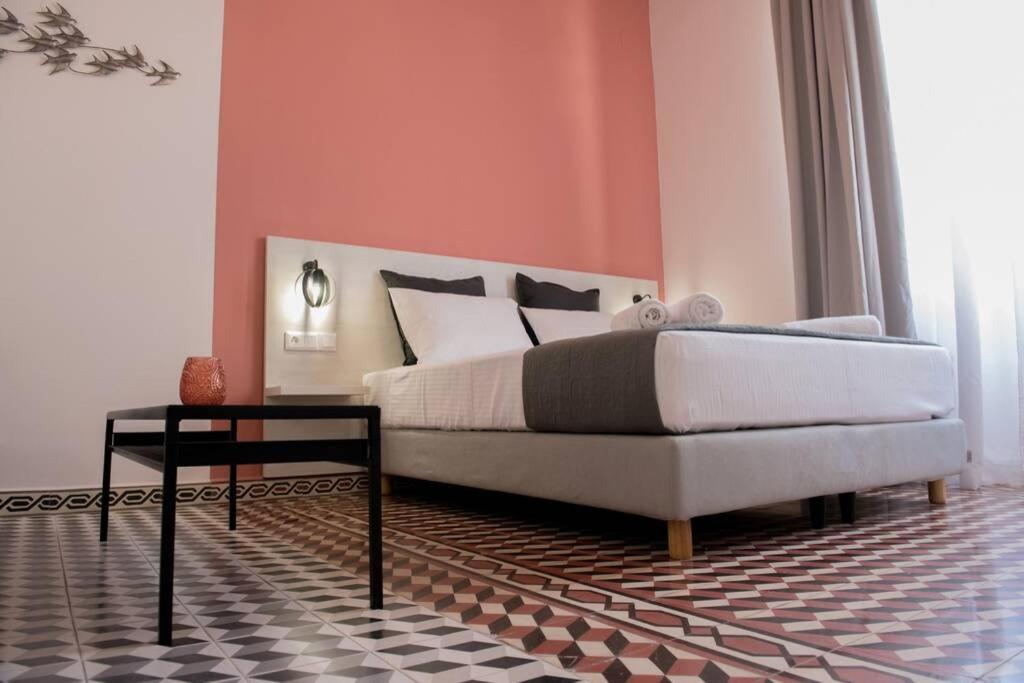 Elegant Apartment In The Heart Of Heraklion Екстериор снимка