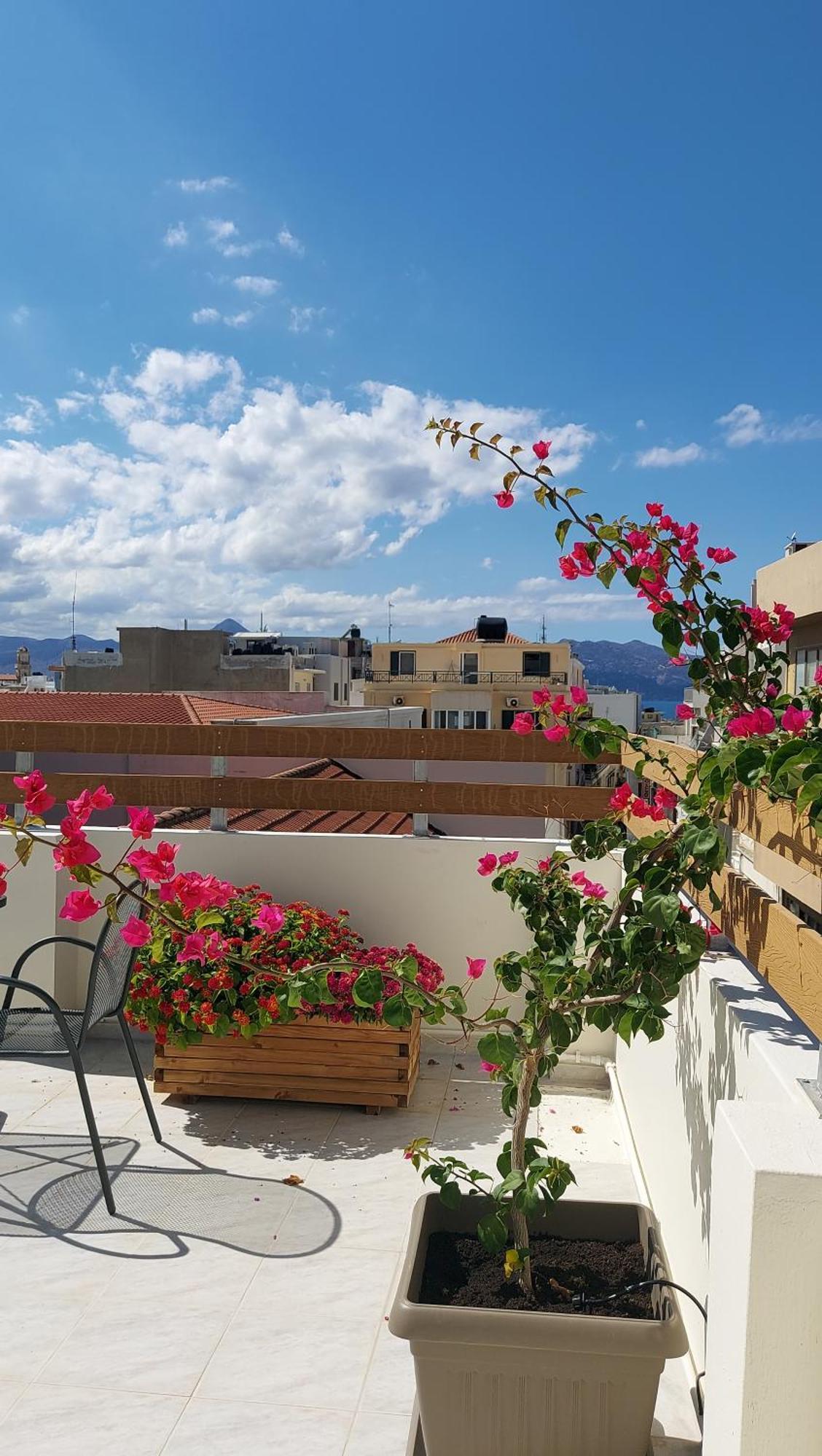 Elegant Apartment In The Heart Of Heraklion Екстериор снимка